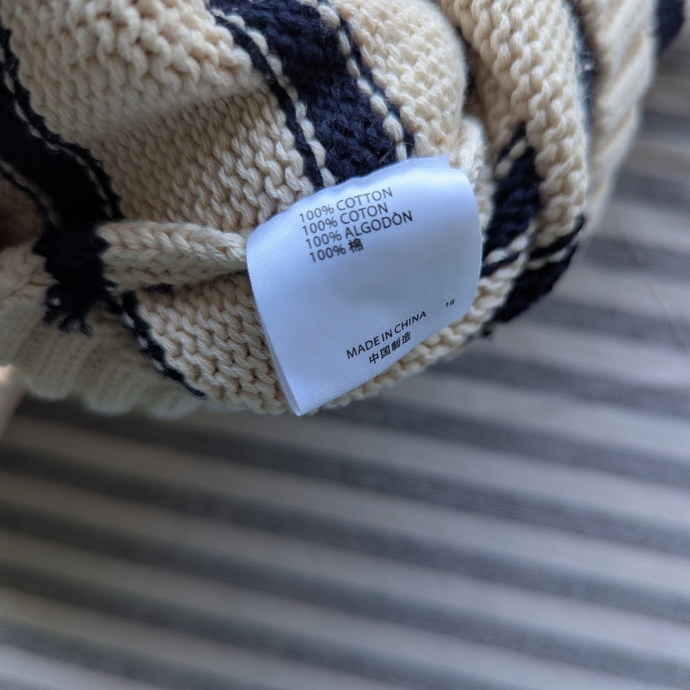 Brandy Melville Oversized Knit Crewneck Sweater - Picture 6 of 7